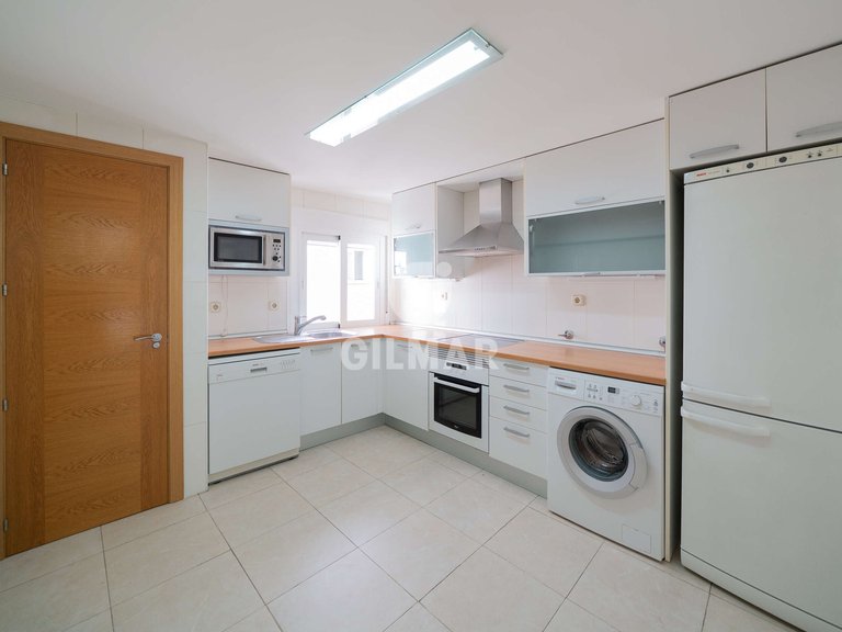 Apartment for Sale in Madrid, Madrid 19