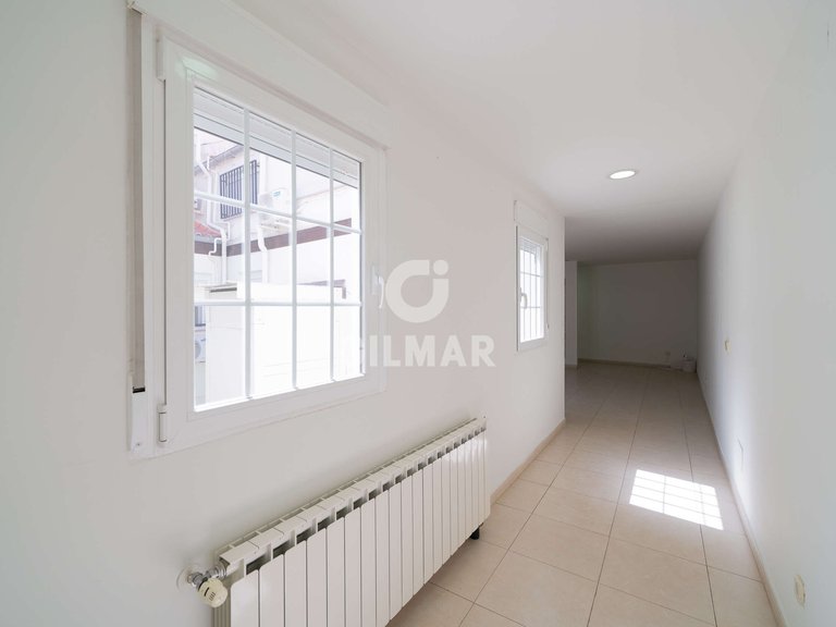 Apartment for Sale in Madrid, Madrid 18
