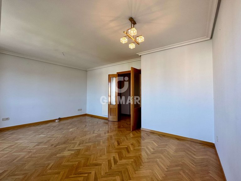 Apartment for Rent in Madrid, Madrid 46
