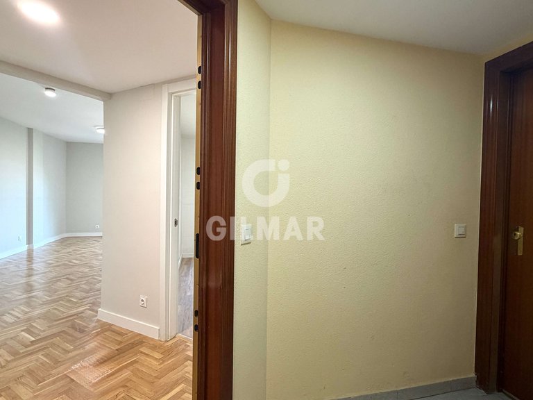 Apartment for Rent in Madrid, Madrid 34