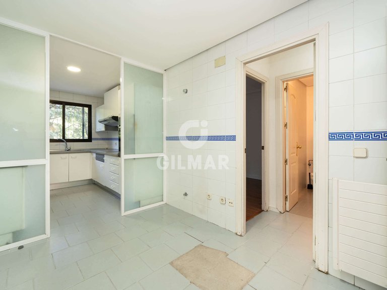 Apartment for Sale in Madrid, Madrid 21