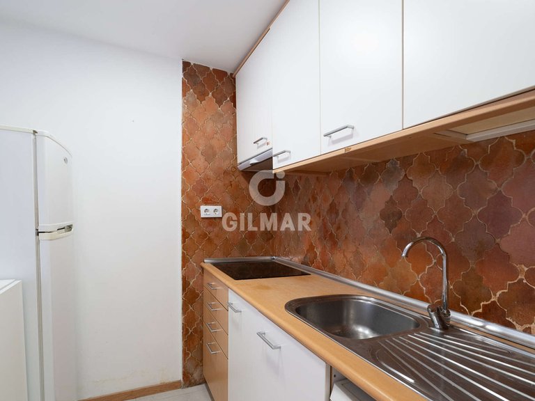 Apartment for Sale in Madrid, Madrid 11