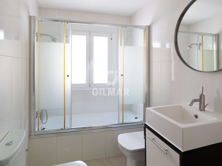 Apartment for Sale in Madrid, Madrid 16
