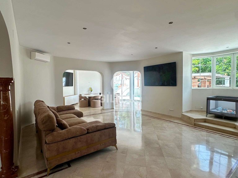 Villa for Sale in Estepona, Malaga 7