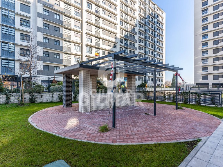 Apartment for Sale in Madrid, Madrid 5