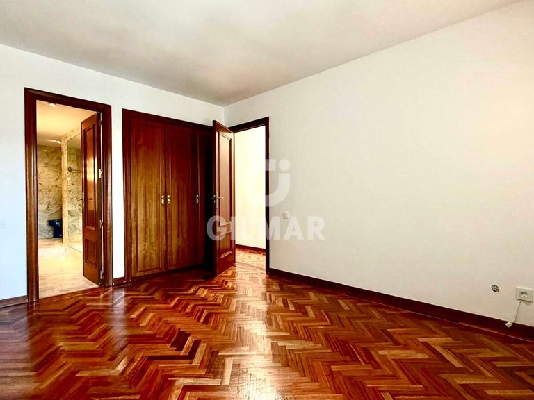 Apartment for Rent in Madrid, Madrid 22
