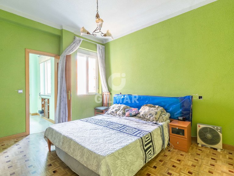 Apartment for Sale in Madrid, Madrid 12