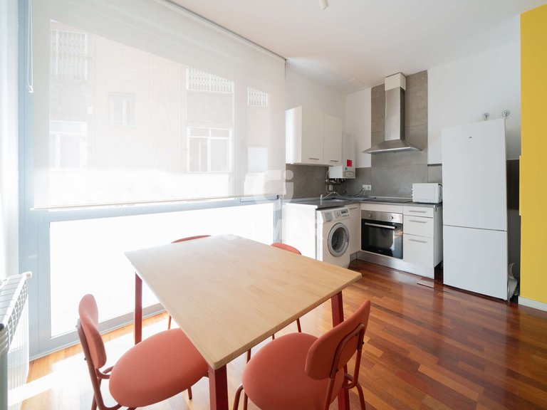 Apartment for Rent in Madrid, Madrid 33