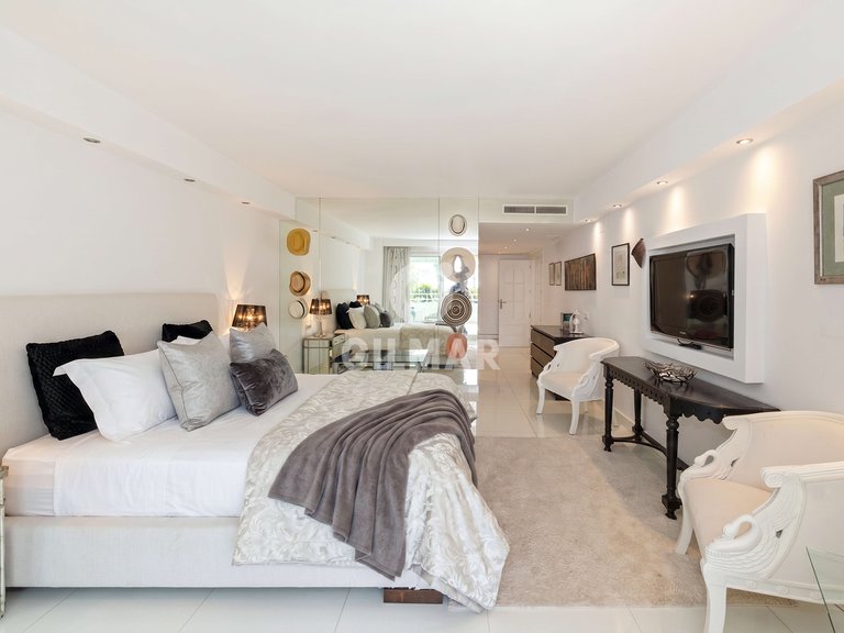 Apartment for Sale in Marbella, Malaga 18