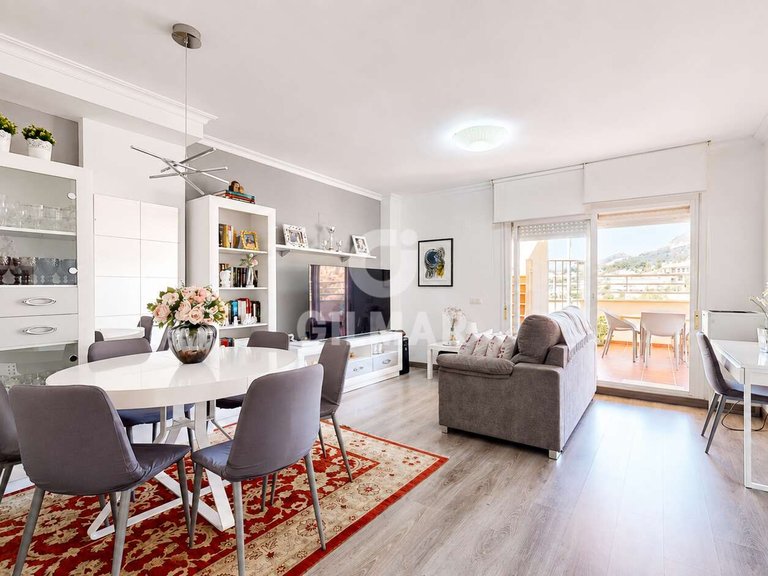 Penthouse for Sale in BenalmÁdena, Malaga 10