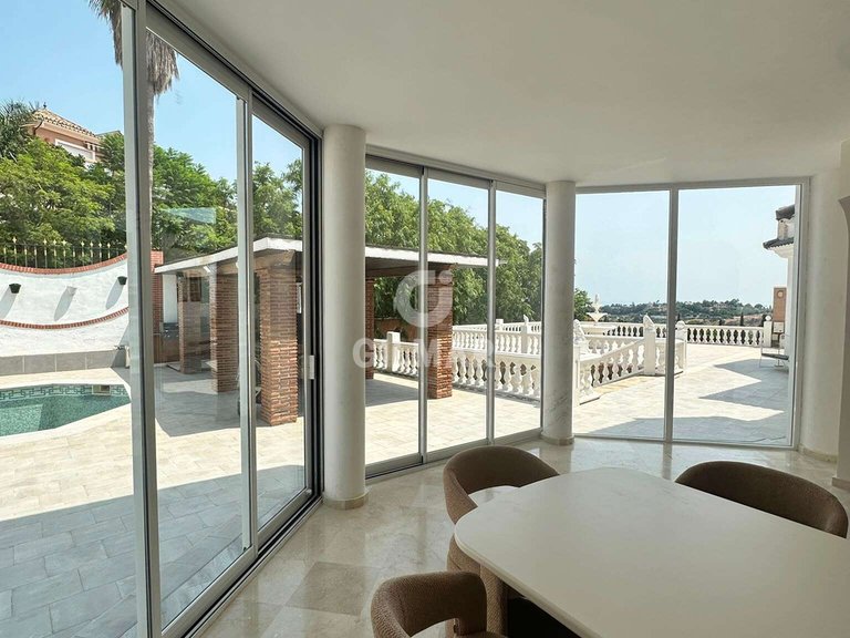 Villa for Sale in Estepona, Malaga 3