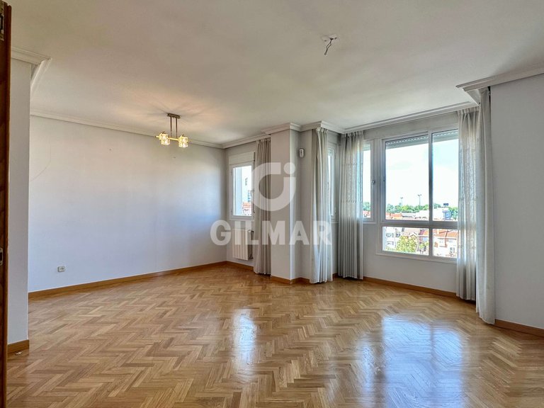 Apartment for Rent in Madrid, Madrid 39