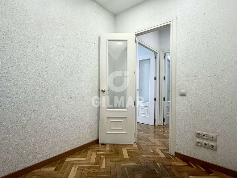 Apartment for Rent in Madrid, Madrid 41