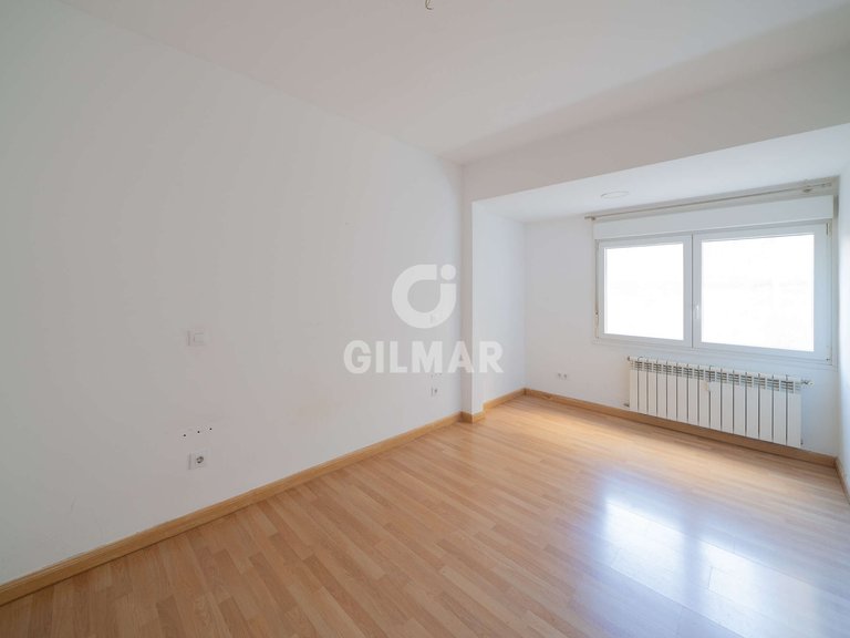 Apartment for Sale in Madrid, Madrid 17