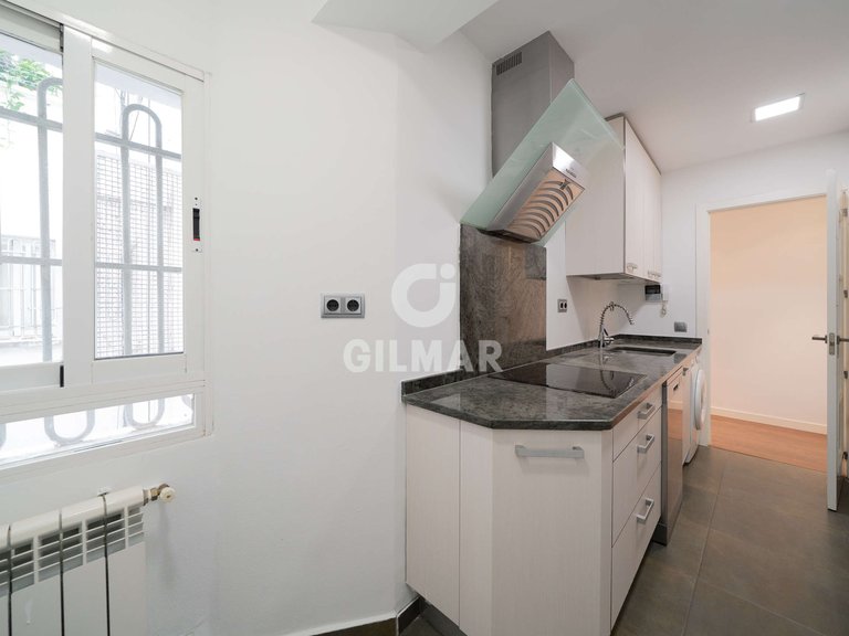 Apartment for Sale in Madrid, Madrid 16