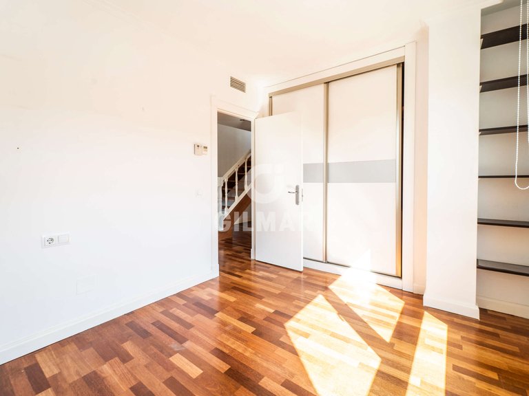 Town House for Rent in Madrid, Madrid 1