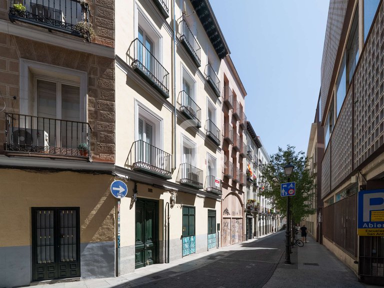 Apartment for Sale in Madrid, Madrid 32