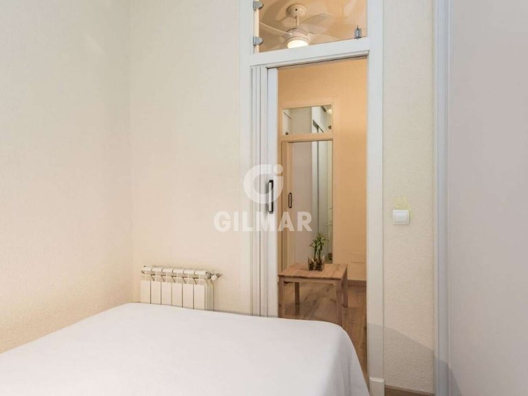 Apartment for Sale in Madrid, Madrid 18