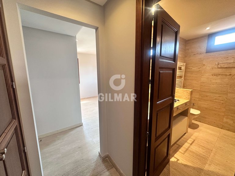 Villa for Rent in Madrid, Madrid 32