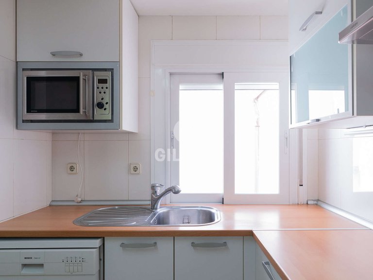Apartment for Sale in Madrid, Madrid 22