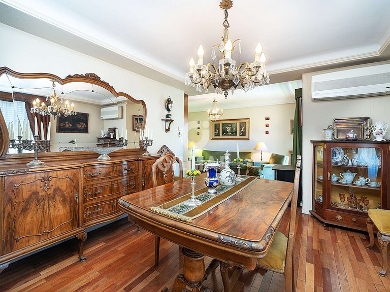 Apartment for Sale in Madrid, Madrid 5