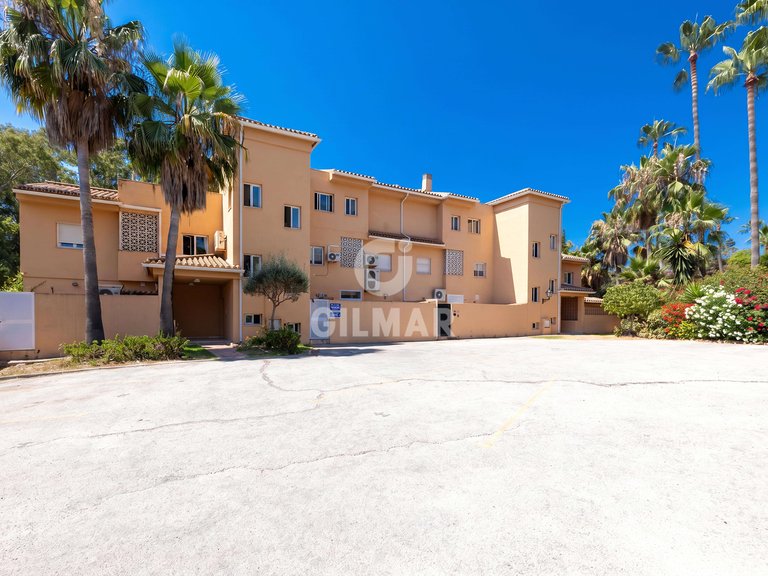 Apartment for Sale in Marbella, Malaga 35