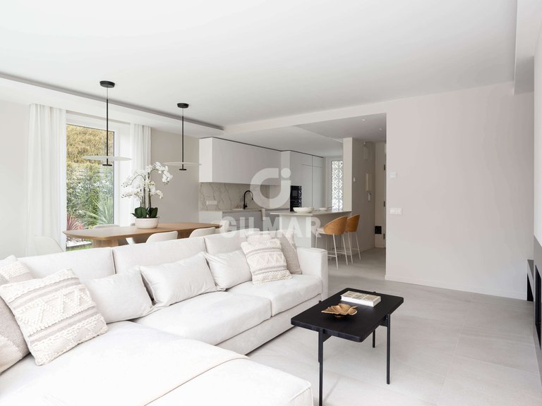 Town House for Sale in Estepona, Malaga 17