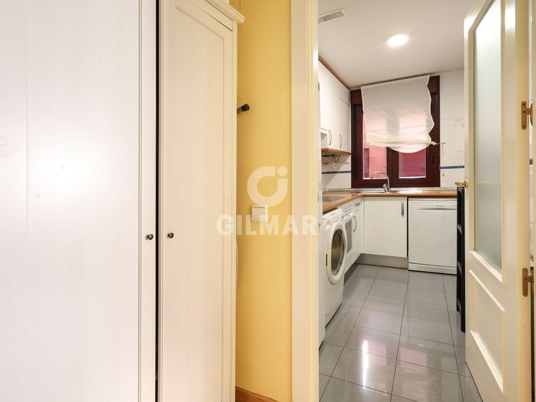 Apartment for Sale in Madrid, Madrid 6