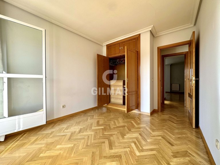 Apartment for Rent in Madrid, Madrid 14