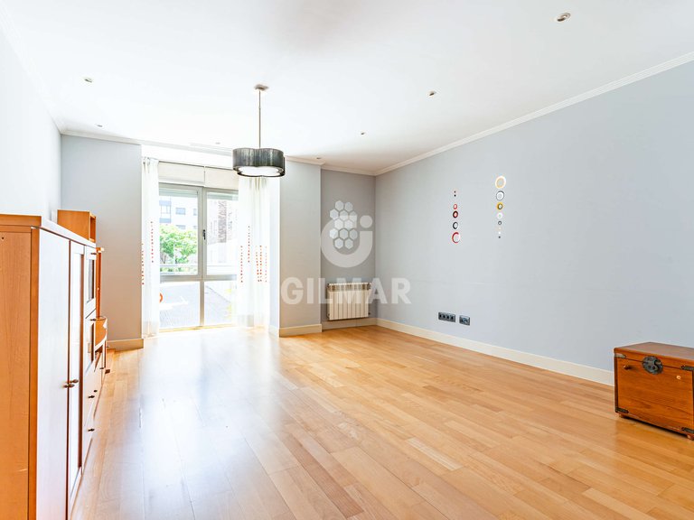 Apartment for Sale in Madrid, Madrid 5