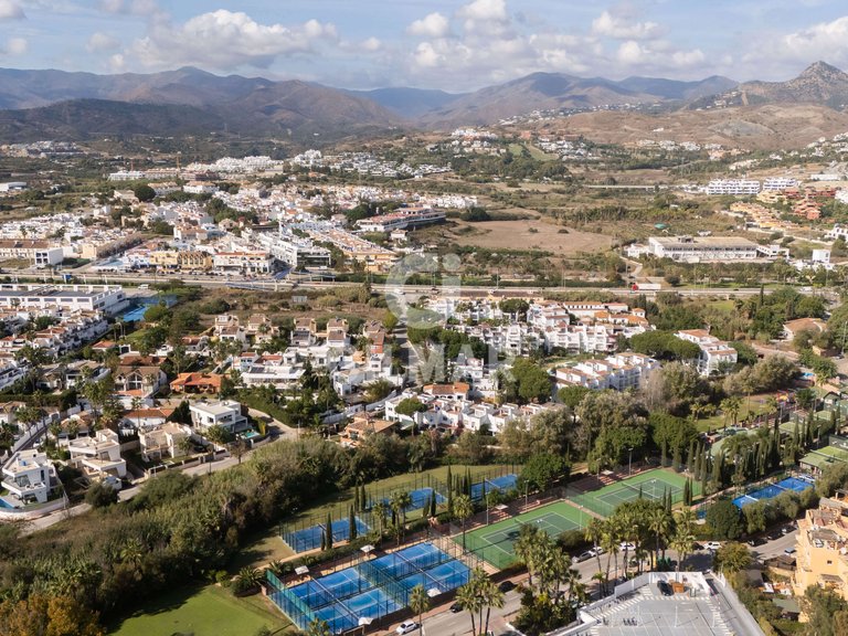 Town House for Sale in Estepona, Malaga 8
