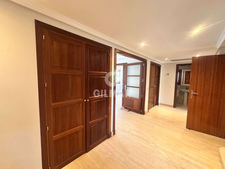 Villa for Rent in Madrid, Madrid 13