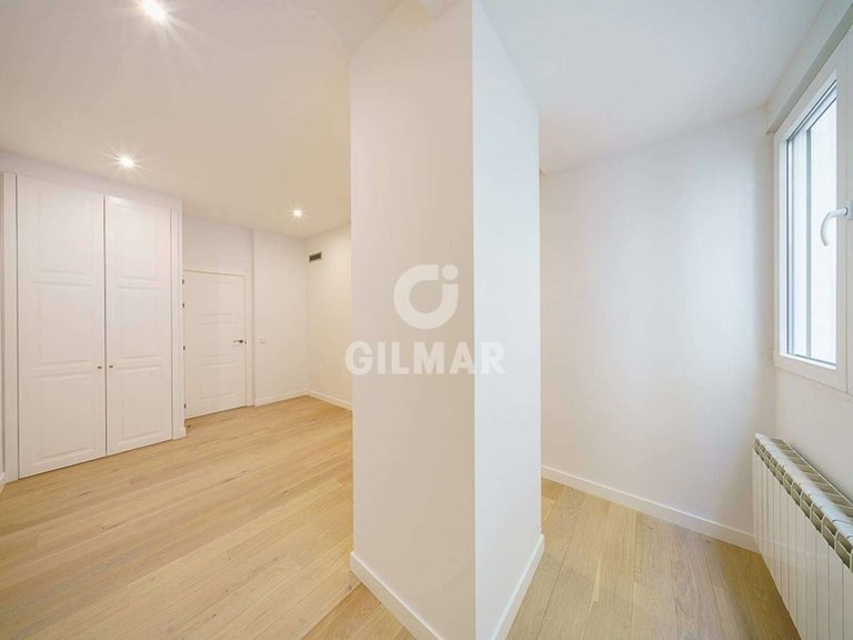 Apartment for Rent in Madrid, Madrid 46