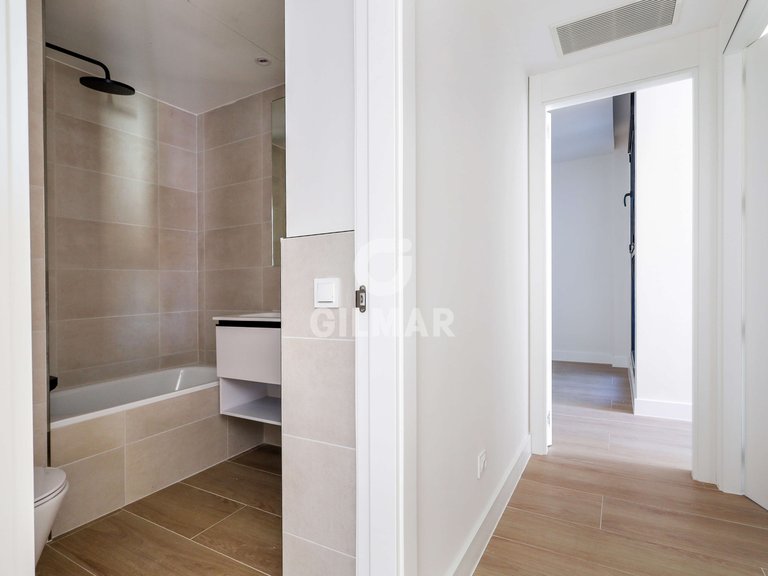 Apartment for Rent in Madrid, Madrid 18
