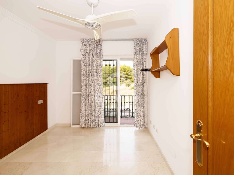 Town House for Sale in Marbella, Malaga 17