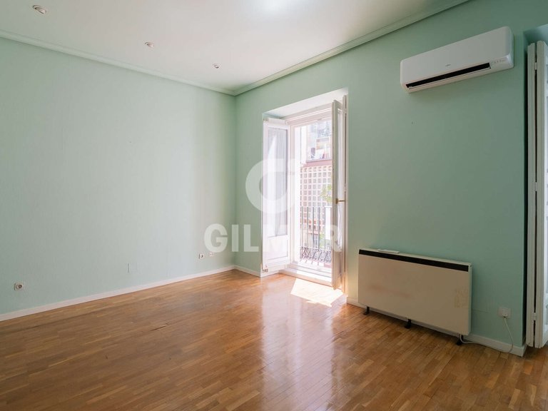 Apartment for Sale in Madrid, Madrid 35