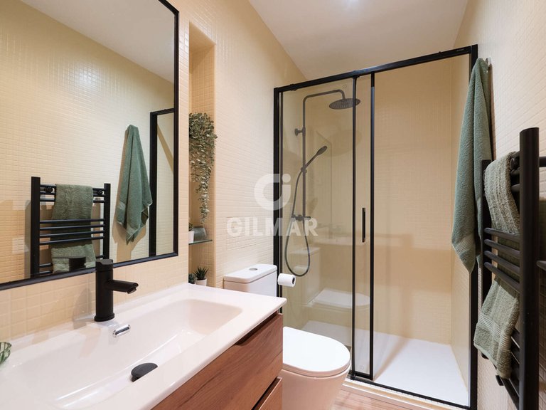 Apartment for Sale in Madrid, Madrid 16