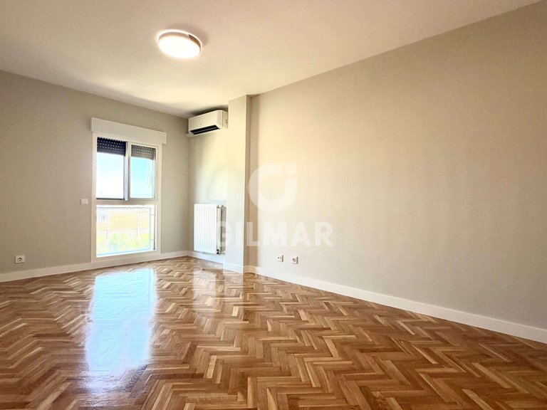 Apartment for Rent in Madrid, Madrid 19