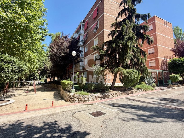 Apartment for Rent in Madrid, Madrid 40