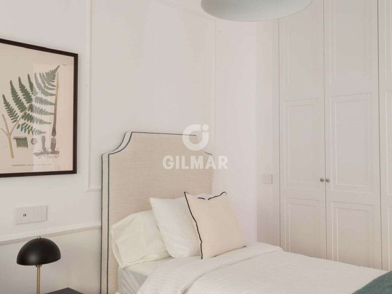 Apartment for Sale in Madrid, Madrid 11