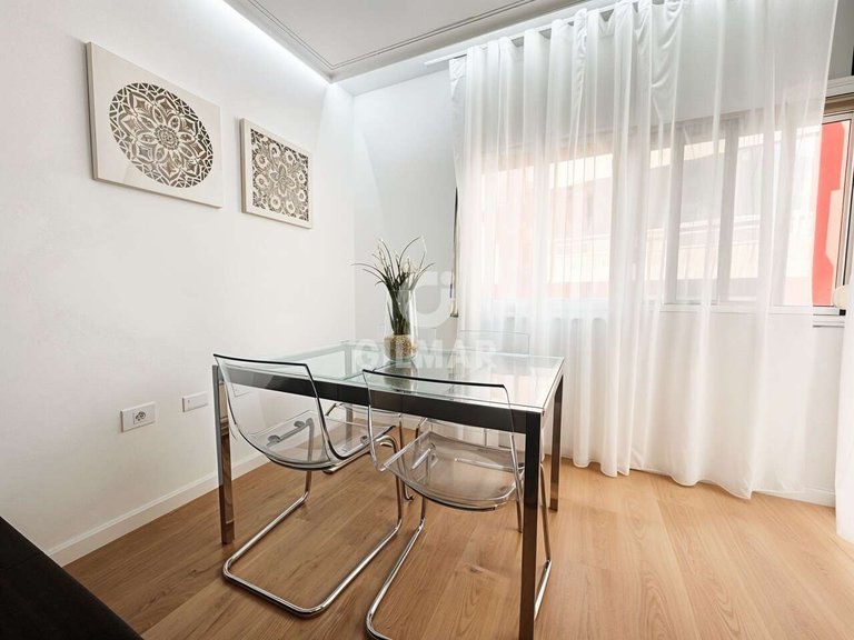 Apartment for Sale in El MÉdano, Tenerife 5