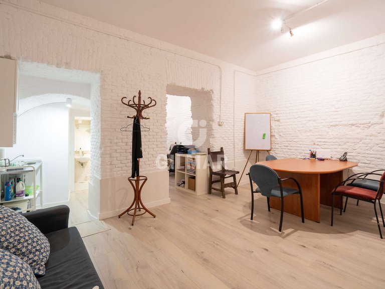 Commercial for Sale in Madrid, Madrid 1