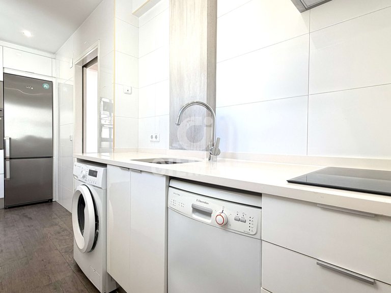 Apartment for Rent in Madrid, Madrid 16