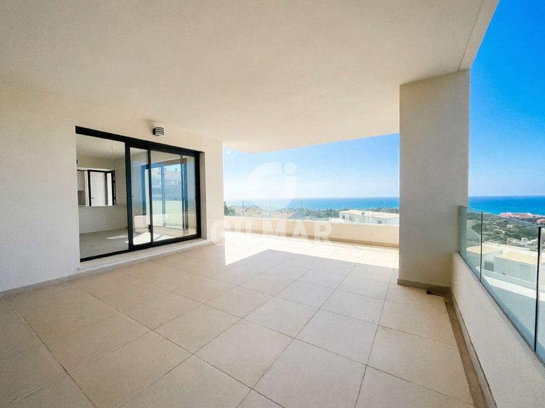 Apartment for Sale in BenalmÁdena, Malaga 4