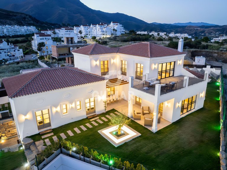Villa for Sale in MÁlaga, Malaga 1