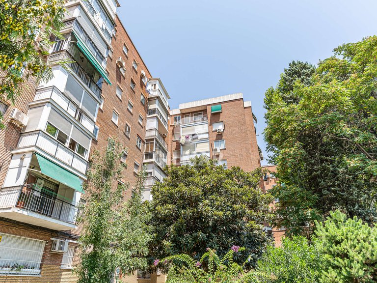 Apartment for Sale in Madrid, Madrid 32