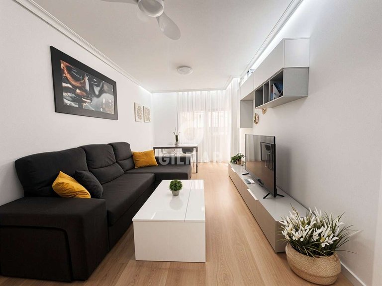 Apartment for Sale in El MÉdano, Tenerife 1