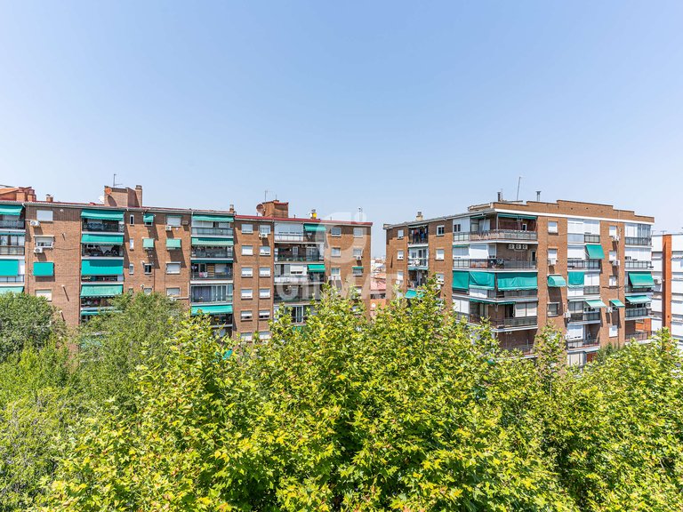 Apartment for Sale in Madrid, Madrid 28