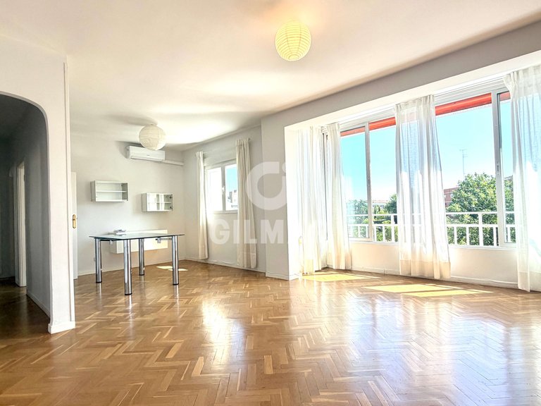 Apartment for Rent in Madrid, Madrid 18