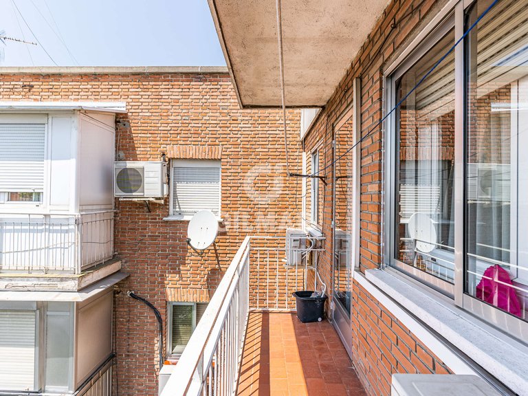 Apartment for Sale in Madrid, Madrid 27